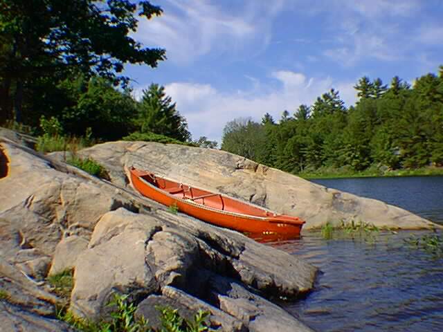 canoe1.jpg 640x480